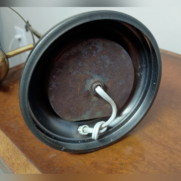 Brass student desktop lantern lamp MCM desktop electric lamp vintage brass lamp - Picture 9 of 9